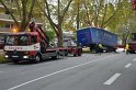 LKW verliert Auflieger Koeln Boltensternstr Pasteurstr P1975